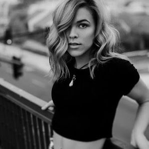 Meet your Posher, Hunter